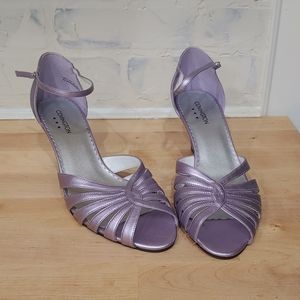 Covington Lilac shoes. Size 10